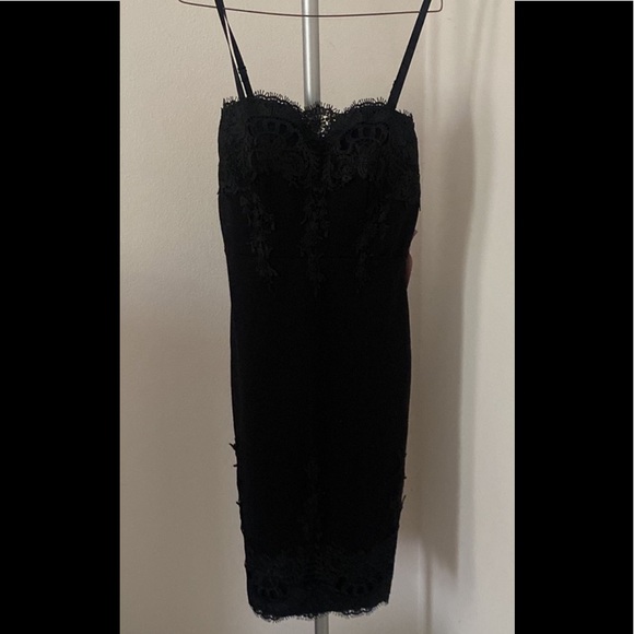 Dresses & Skirts - Haute Monde Medium